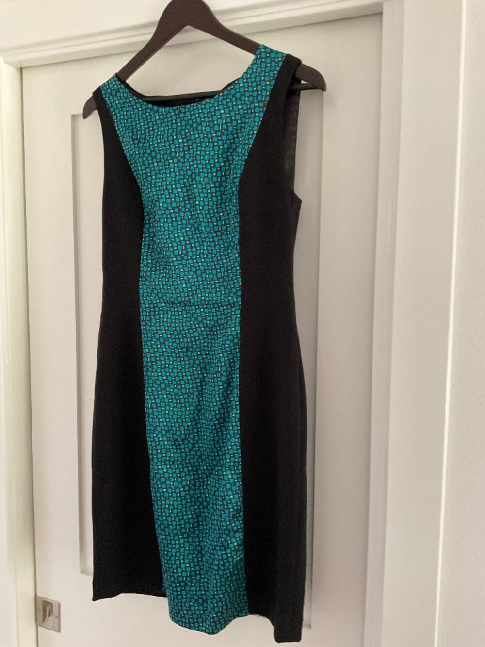 T Tahari Size 8 dress